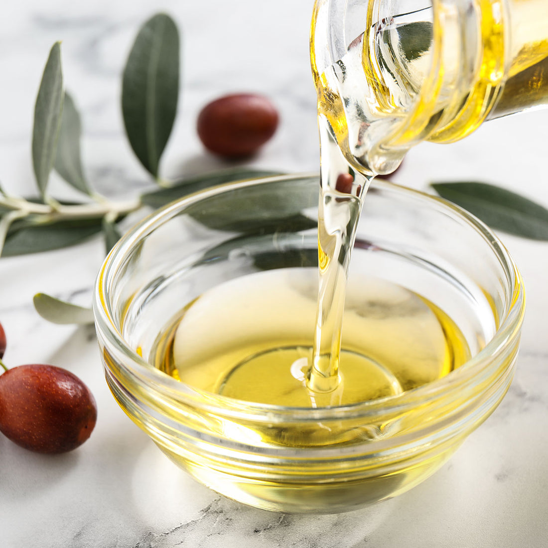 Jojoba Oil for Dry Scalp