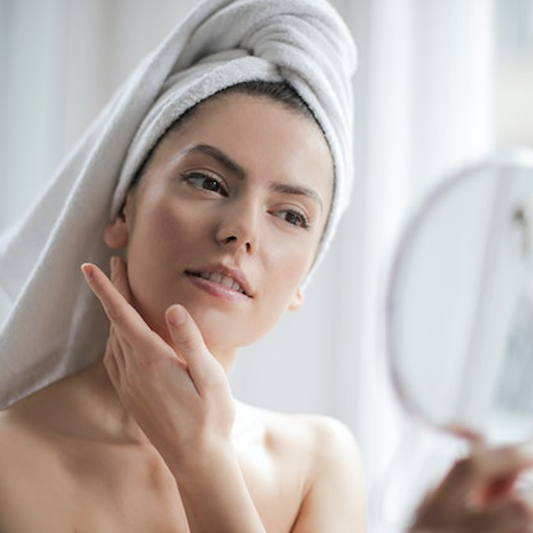 6 Factors That Negatively Affect Your Skin
