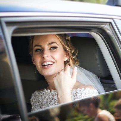 A Bride’s Guide to Glowing on Her Big Day