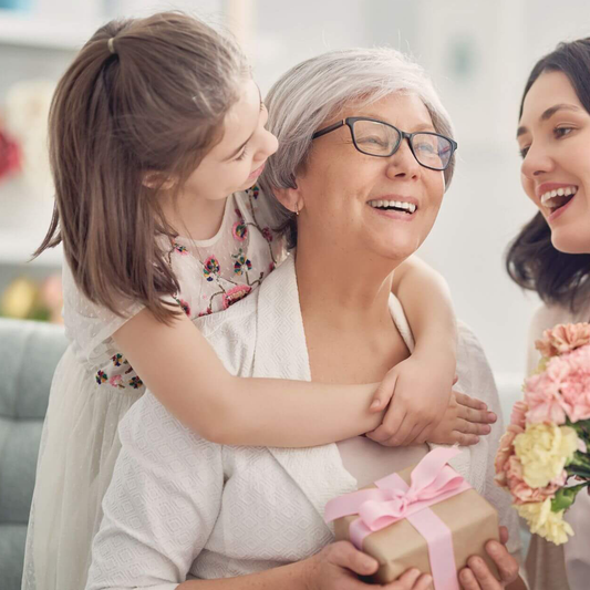 DIY MOTHER'S DAY GIFTS TO PAMPER MOM